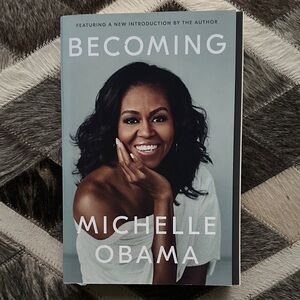 Becoming by Michelle Obama - Soft Gray & White Cover